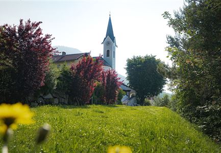 Kulturwanderweg Reith im Sommer_Pfarrkirche Reith.jpg